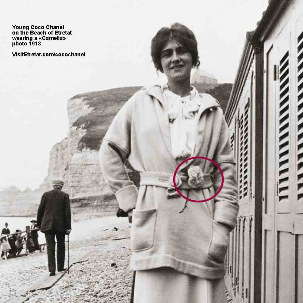 Coco Chanel in Etretat, photo 1913